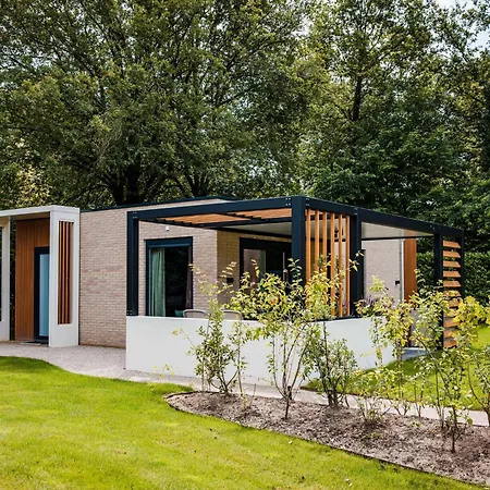 In Veluwe With Pool And Sauna 度假居